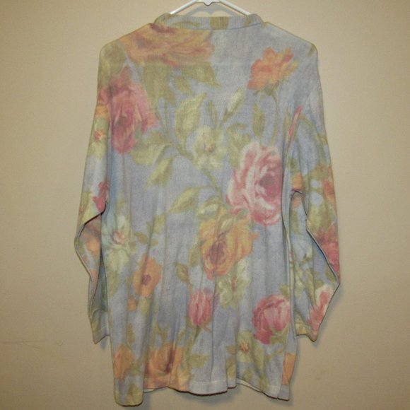Gabriella T Made in Italy Wool Blend Watercolor Rose Floral Cardigan Sweater M - Picture 3 of 4